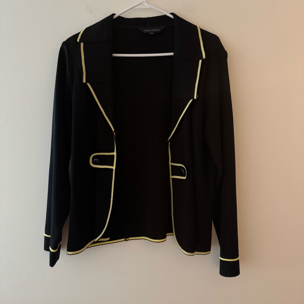 Ming Wang Black and Yellow Blazer with Structured Silhouette - Picture 1 of 10